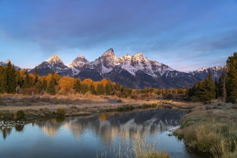 What to Know About Starting a Small Business Side Hustle